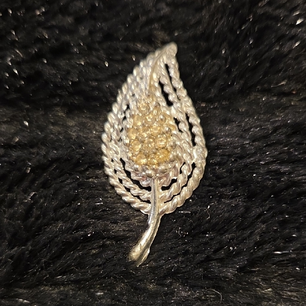 Elegant Silver and Gold Leaf Brooch